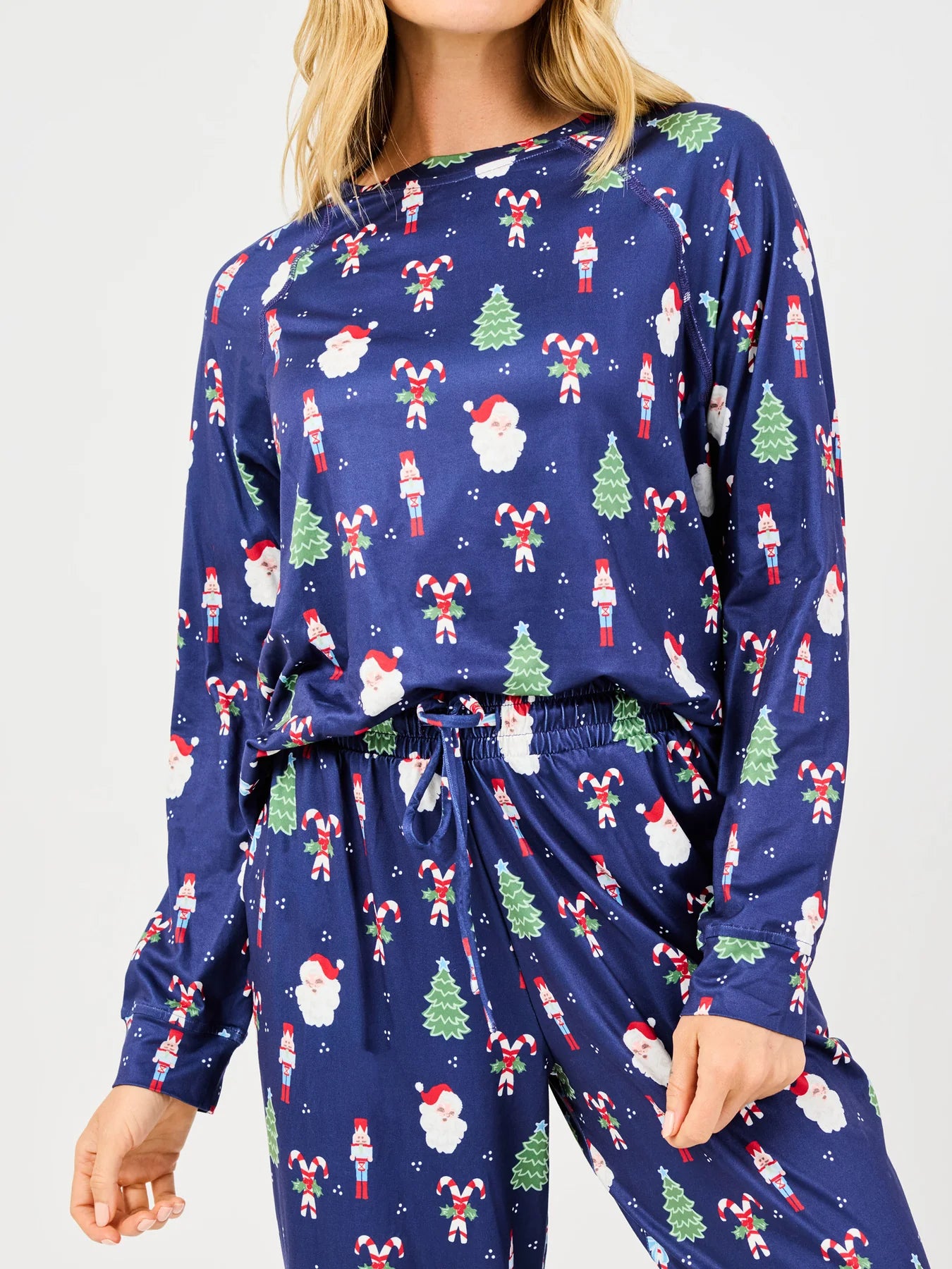 Mary Square Peppermint Pine Women’s Pajama Set