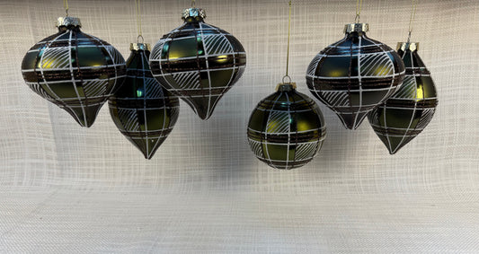 Set of (6) Green Plaid Ornaments – Assorted Shapes