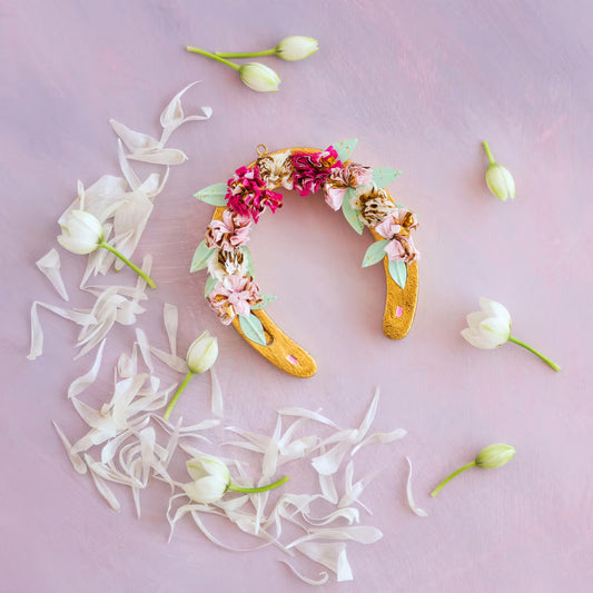 Gallop’s Lucky Horseshoe Ornament – 4.5"