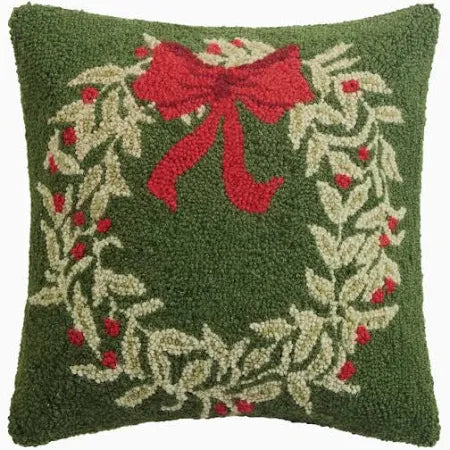 Holiday Wreath Hook Pillow – 16" x 16"